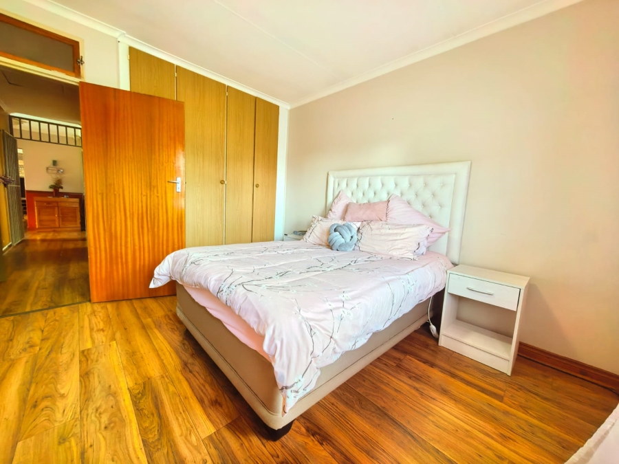 3 Bedroom Property for Sale in Vaalpark Free State